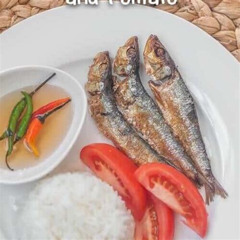 tuyo fish|Tuyo Fish with Rice and Tomato .